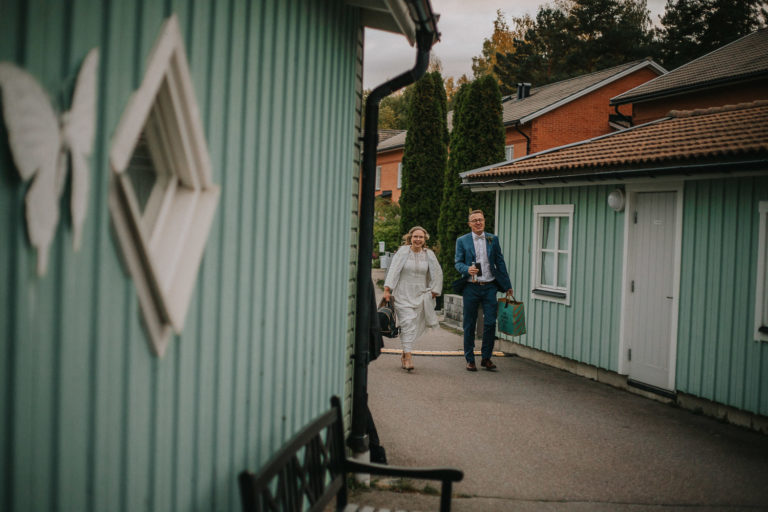 bröllopsfotograf enköping, bröllop uppland, bröllop 2021, utomhusbröllop, rebecka thorell photo